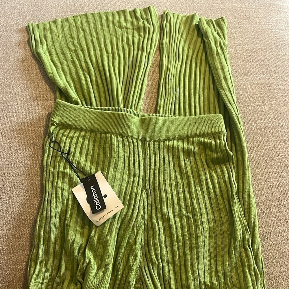 Revolve Callahan Elodie Knitwear Flare Pant Ribbed Basil Green Small - Picture 5 of 5